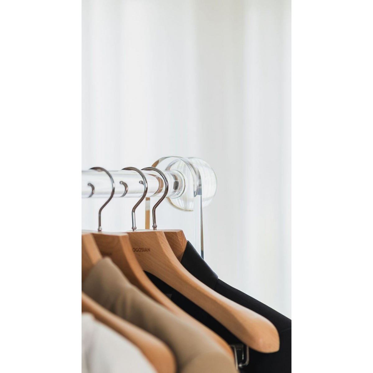 Arara Para Closet - Miss Catherine